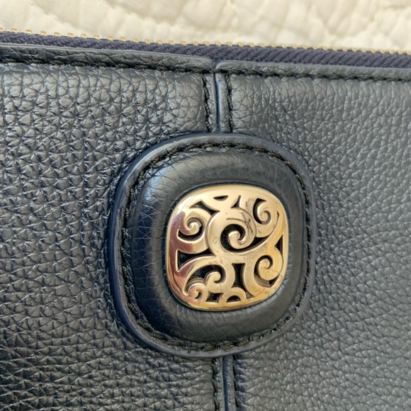 Brighton Demi Mini Messenger in ink - Picture 3 of 13